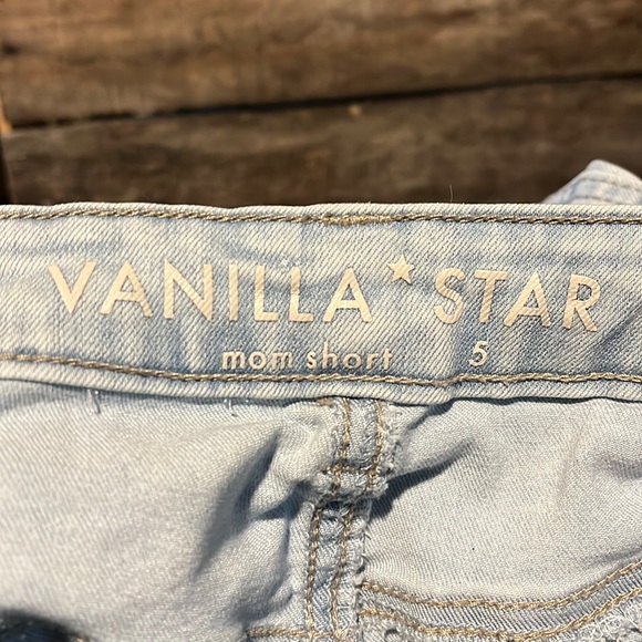 💛10 for $10 or💰BOGO FREE Vanilla Star Mom Jean Shorts - Picture 6 of 8